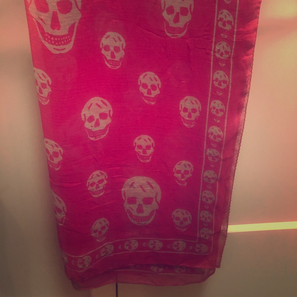 Alexander McQueen Skull Scarf